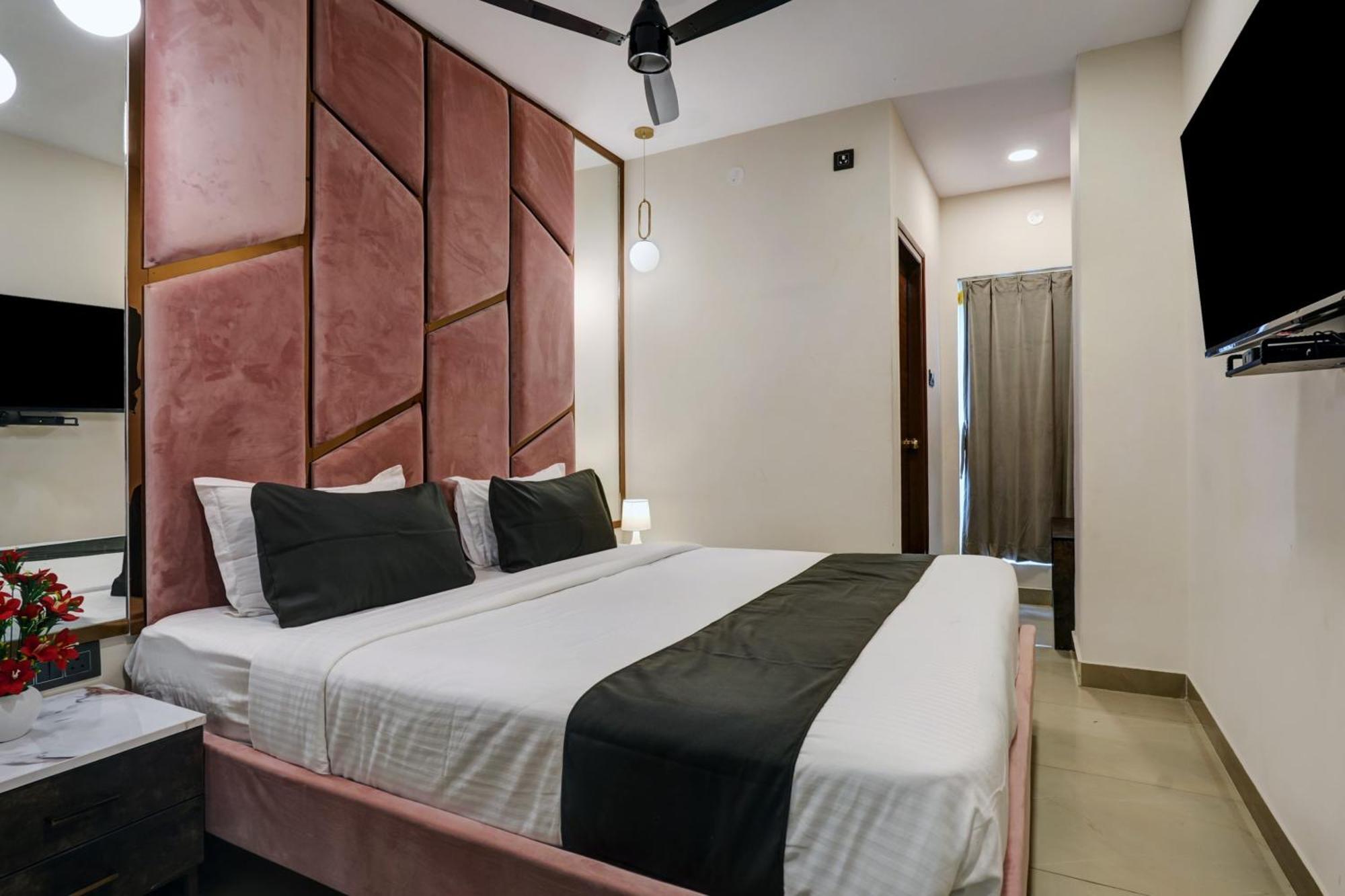 Astra Hotels & Suites - Koramangala Bangalore Exterior photo